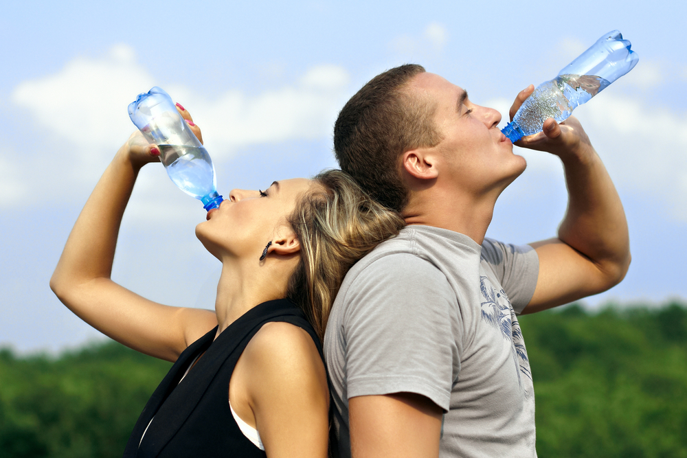 CÓMO ADELGAZAR TOMANDO AGUA