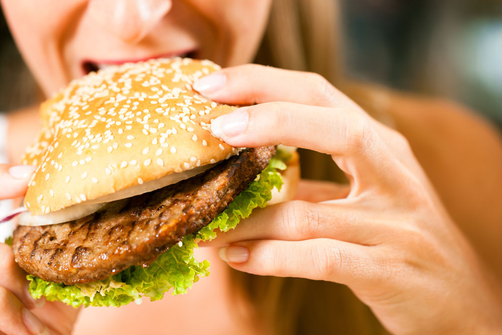 LOS RIESGOS DE LAS COMIDAS RÁPIDAS (FAST FOOD)